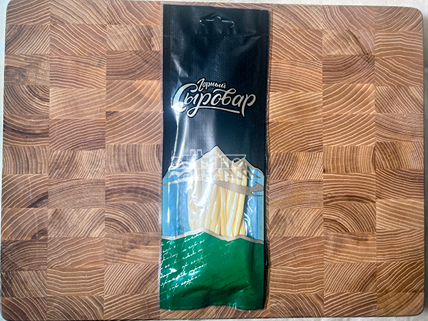 Сыр 60 гр ГОРНЫЙ СЫРОВАР (Нити копчёные) в Бронницах