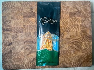 Сыр к пиву: Сыр 60 гр ГОРНЫЙ СЫРОВАР (Нити аджика)