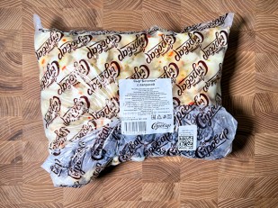 Сыр 1 кг ГОРНЫЙ СЫРОВАР (Балыковый копчёный): Сыр ГОРНЫЙ СЫРОВАР (Бочонок с паприкой)